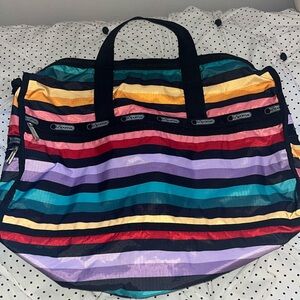 NWOT Lesportsac